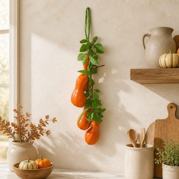 Dovlecei decor pe funie